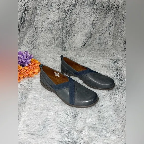 Cobb Hill || Penfield Slip-On Teal size 9