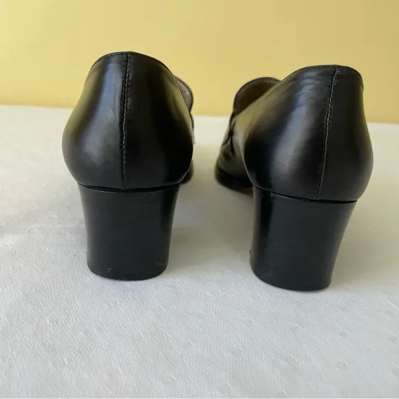 Cole Haan Black and Brown Loafers with Classic Design