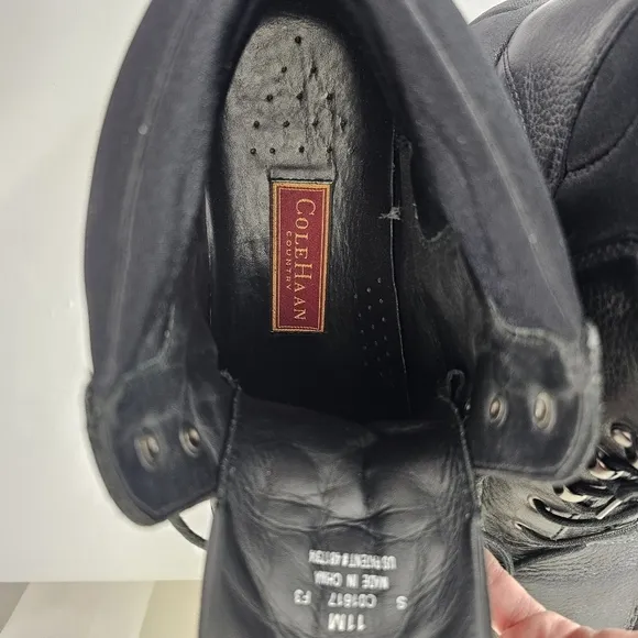 Cole Haan black leather lace up boots NikeAir soles size 11