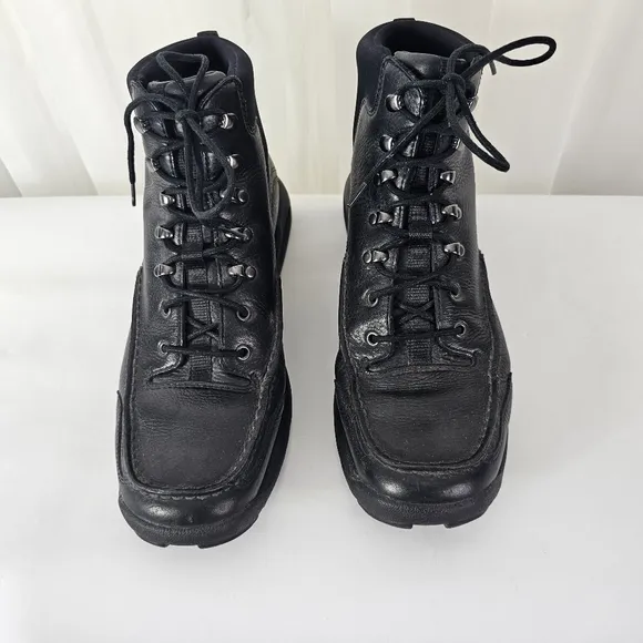 Cole Haan black leather lace up boots NikeAir soles size 11