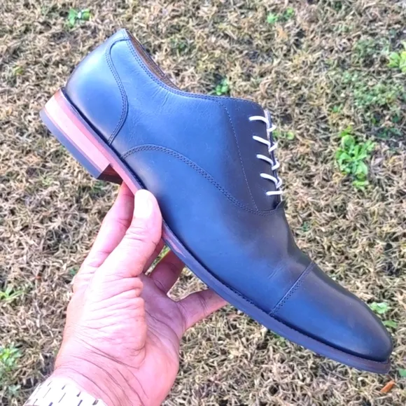 COLE HAAN (BLUE) Cap Toe Leather Derby