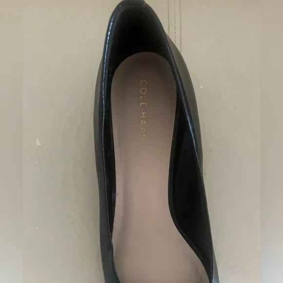Cole Haan Elsie Black Leather Peep Toe Wedges size 7 B