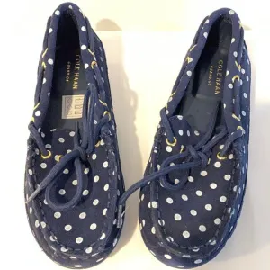 COLE HAAN GRAND OS GIRL Size 2 BLUE POLKA DOT CLASSIC BOAT SHOES-Suede leather