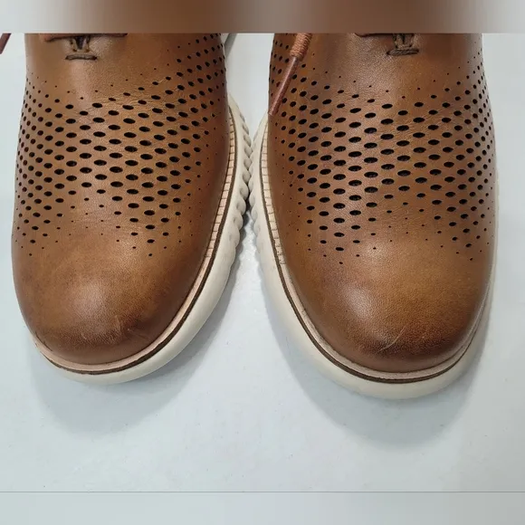COLE HAAN MEN'S 2.ZEROGRAND LASER WINGTIP OXFORD SHOES SIZE 9M BRITISH TAN/IVORY