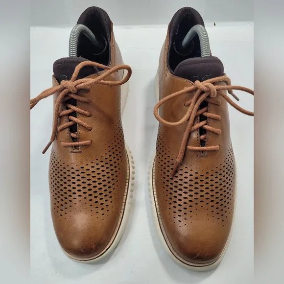 COLE HAAN MEN'S 2.ZEROGRAND LASER WINGTIP OXFORD SHOES SIZE 9M BRITISH TAN/IVORY