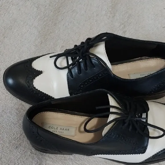 Cole Haan Men's Black and White Oxford Shoes