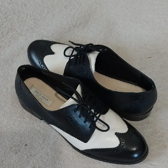 Cole Haan Men's Black and White Oxford Shoes