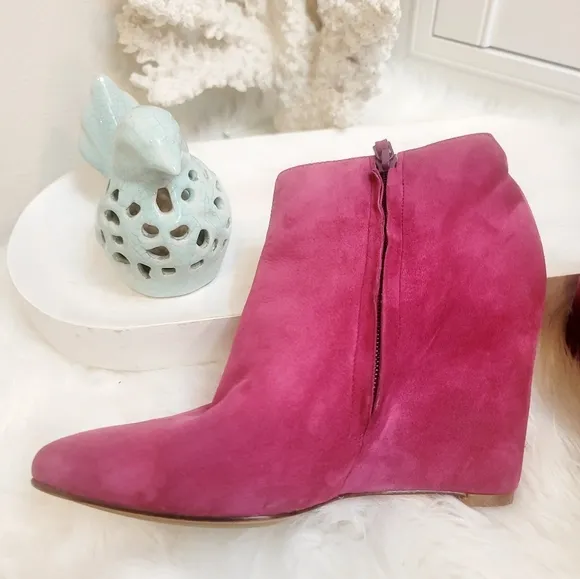 COLE HAAN NIKE AIR VERDI WINERY LEATHER SUEDE WEDGE HOT PINK BOOTIES WOM…