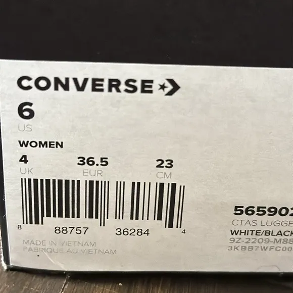 CONVERSE CTAS LUGGED HI-WOMENS 6