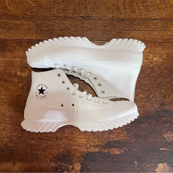 Converse NEW CTAS Lugged 2.0 Hi White Leather Unisex Shoe Size 8.5 or 10.5