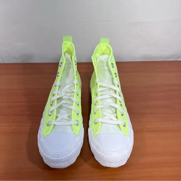 Converse ‘UNT1TL3D’ Not a Chuck Hi Volt Glow Shoe Size 5 or 7 #B1145