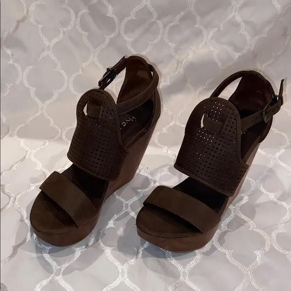Cordani Five Worlds Brown platform leather wedges