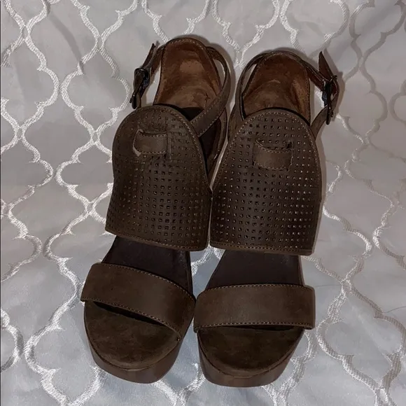 Cordani Five Worlds Brown platform leather wedges