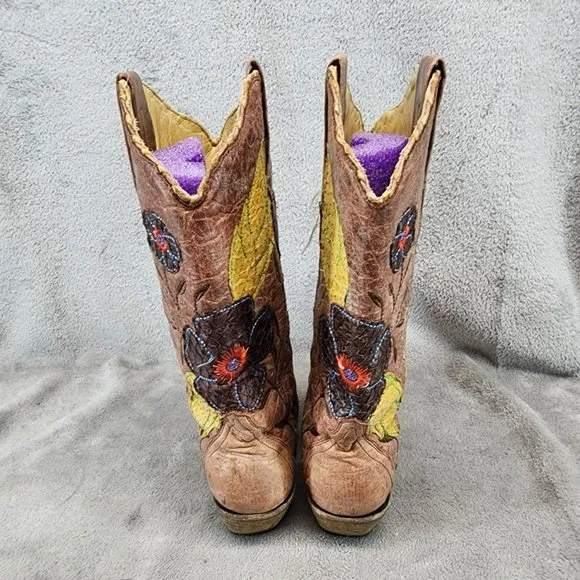 Corral Shoes Womens Size 6.5 Brown Daisy Overlay Leather Snip Toe Boots