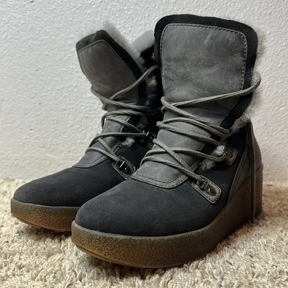 COUGAR Womens Dylan Microsuede Lace Up Wedge Boots Size 9