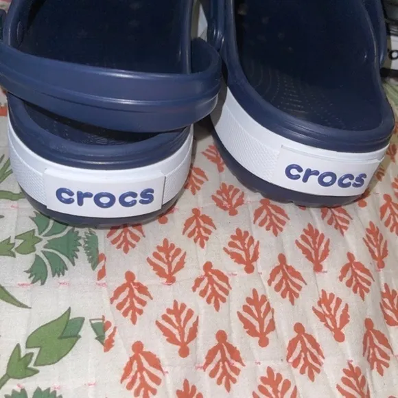 Crocs Classic Slip ons Crocband II Clog Navy Blue White New w tags W10 M8