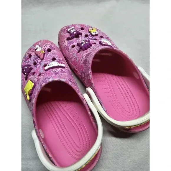 Crocs Hello Kitty and Friends Classic Clog   With Jibbitz- J6- Well Used.