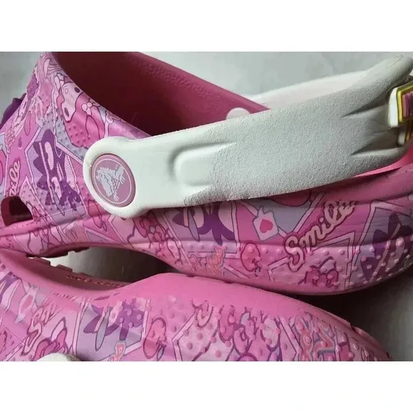 Crocs Hello Kitty and Friends Classic Clog   With Jibbitz- J6- Well Used.
