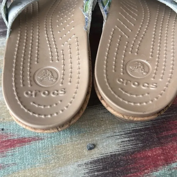 Crocs Women's 'A-Leigh' Mini Wedge Sandal in White Leather/Cork Size 10