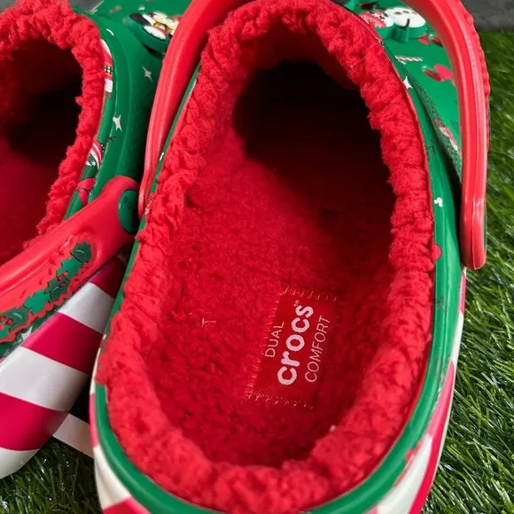 Crocs x Disney Mickey Mouse Christmas Clogs Fuzzy Lined Holiday Fun NWT Mens 11