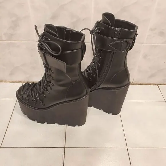 Current mood Platform combat boots 8