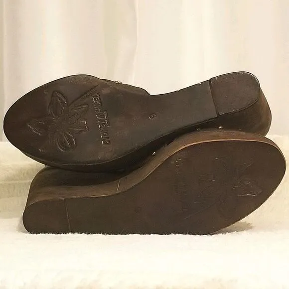 Cydney Mandel Leather Wedges (size 9)