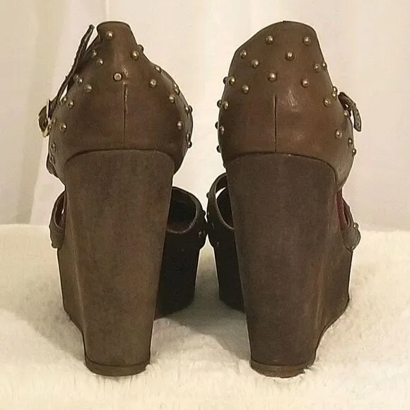 Cydney Mandel Leather Wedges (size 9)