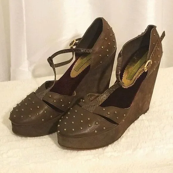 Cydney Mandel Leather Wedges (size 9)