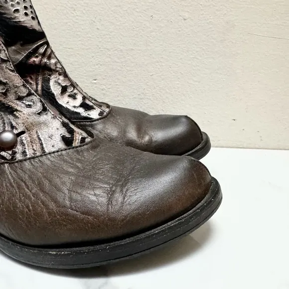 CYDWOQ Spatz-W Leather Bootie