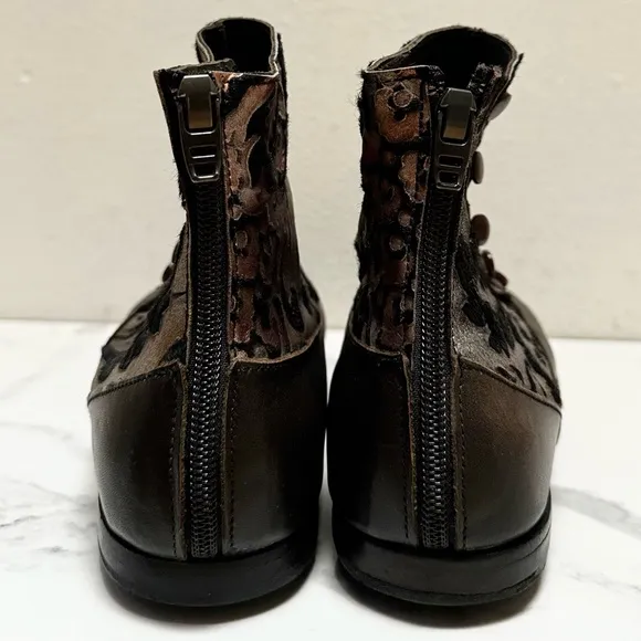 CYDWOQ Spatz-W Leather Bootie