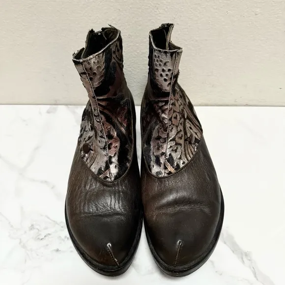 CYDWOQ Spatz-W Leather Bootie