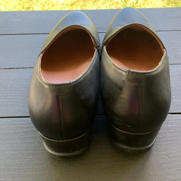 Dansko Black Leather Pointed Toe Wedges Size 39