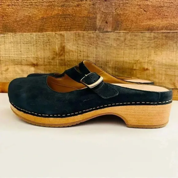Dansko Britney Burnished Black Nubuck Leather Mule/Clog Shoes
