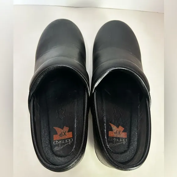 Dansko Professional 37 Oiled Black Leather Clogs Size 6.5/7