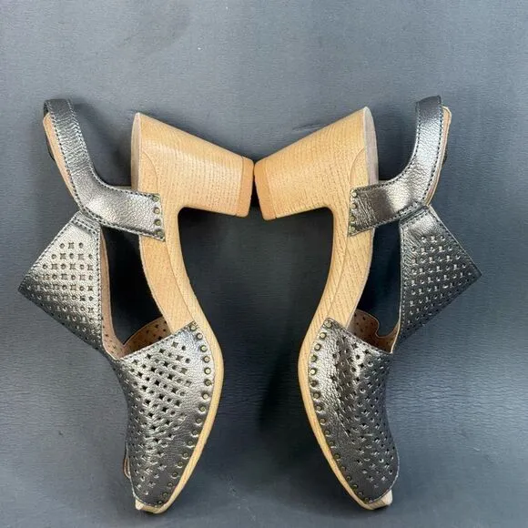 Dansko Teagan Gunmetal sandals shoes womens size 7.5 (38)