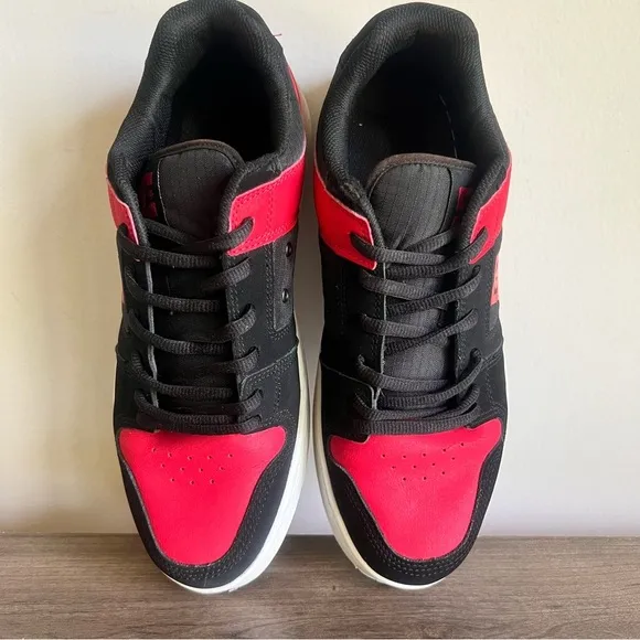 DC Manteca 4 Black Athletic Red Men's Shoe Size 11 #B1517