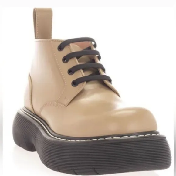 Deeply Discounted NWT Bottega Veneta Bounce ankle Boots
