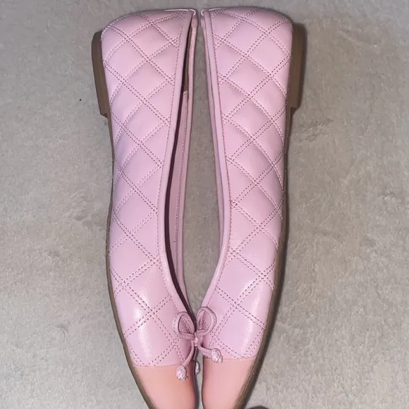 Delman Willa pink quilted patent toe cap ballet flats Sz 7 NWOT