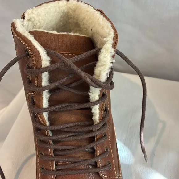 Dexter faux brown leather faux Sherpa lined ankle boots lace up &amp; zip up Size 9