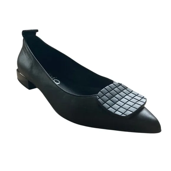 Dibia Women's Black Leather Flats Pointed Toe Architectural heel Made in Spain