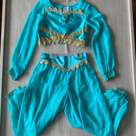 Disney’s Princess Jasmine Costume for Girls with matching shoes