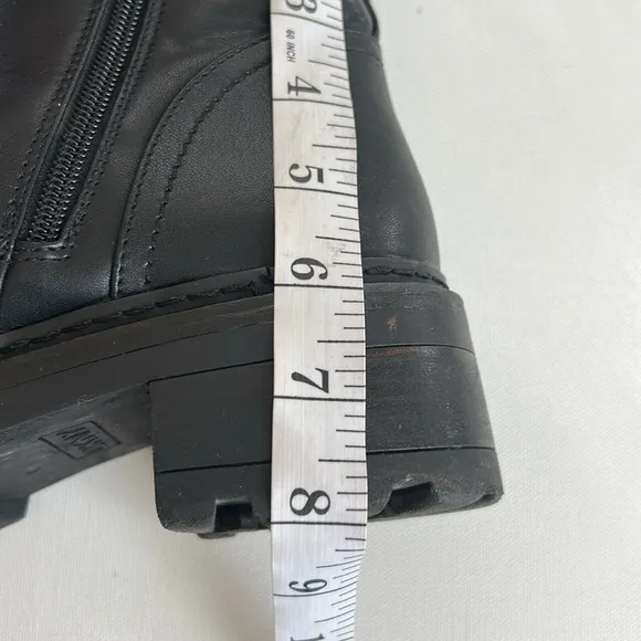 DKNY Donna Karan Barrett Combat Moto Lug Sole Ankle Zipper Boots