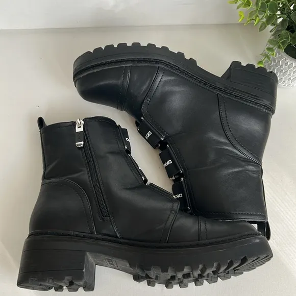 DKNY Donna Karan Barrett Combat Moto Lug Sole Ankle Zipper Boots