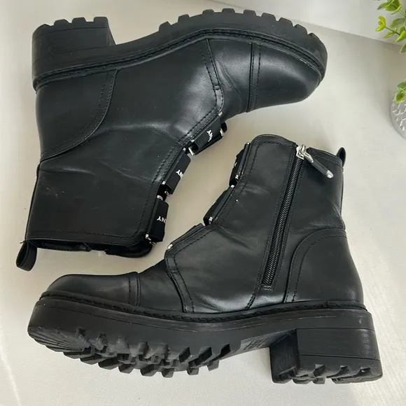 DKNY Donna Karan Barrett Combat Moto Lug Sole Ankle Zipper Boots
