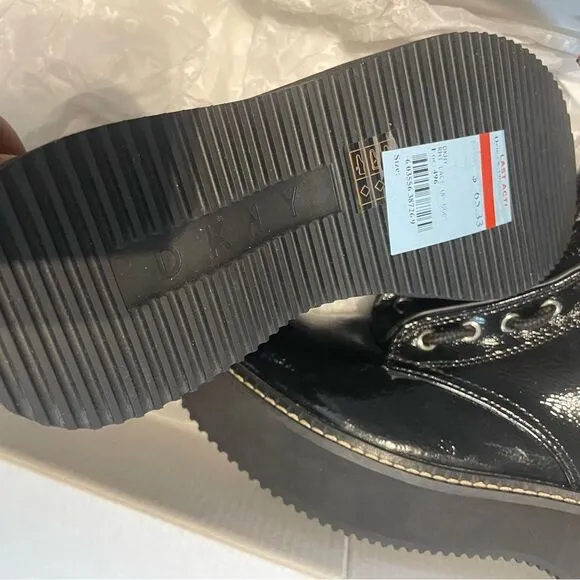 DKNY RHI black patent lace up boots NWT 6 M
