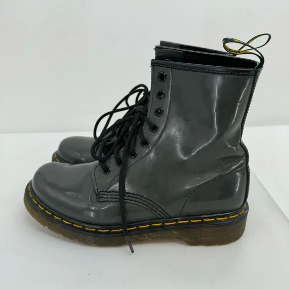Doc Dr Martens 11821 Boots Women US 7 Gray Patent Leather 8 Eye Combat Steampunk