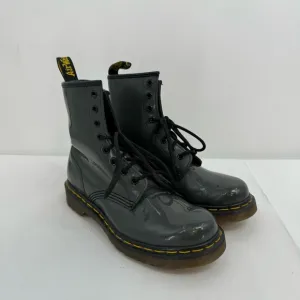 Doc Dr Martens 11821 Boots Women US 7 Gray Patent Leather 8 Eye Combat Steampunk