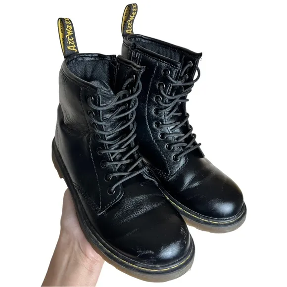 Doc DR Martens Delaney Boots 1460 Lace-Up black combat Unisex Kids Size 3