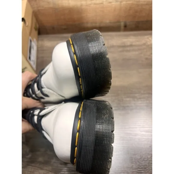 Doc Dr Martens Jadon White Leather Platform Lace Up Combat Boots Women's Size 6