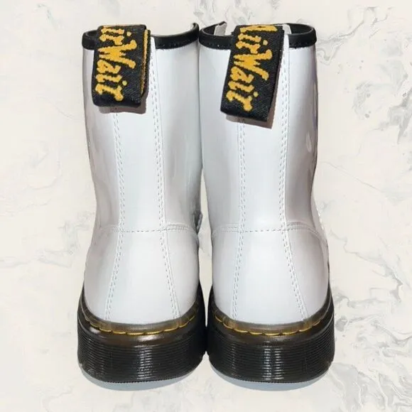 Doc Dr Martens Zavala White Smooth Leather 8 Eye Combat Boots Women’s Size 10